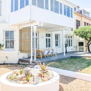 Fintimara House Holiday home